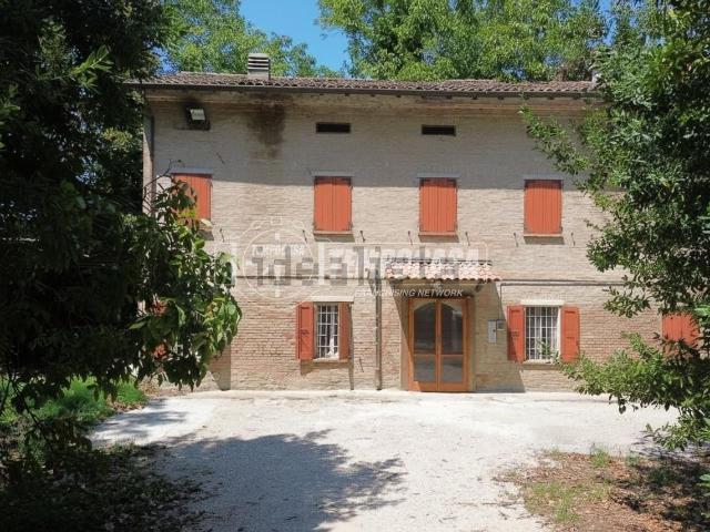 Villetta indipendente in vendita di 185 m² in Via Argine Secchia Mondine