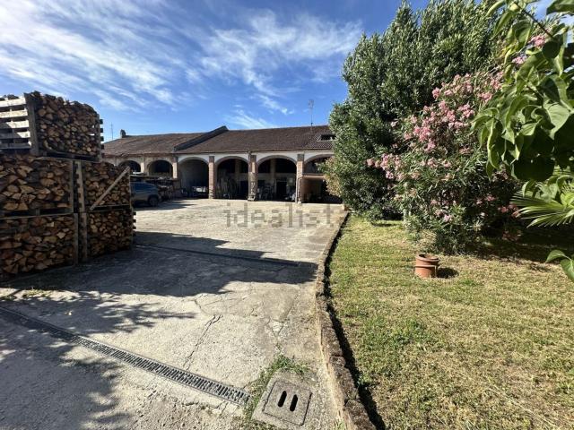 Villetta indipendente in vendita di 185 m² in Via Milano, 38