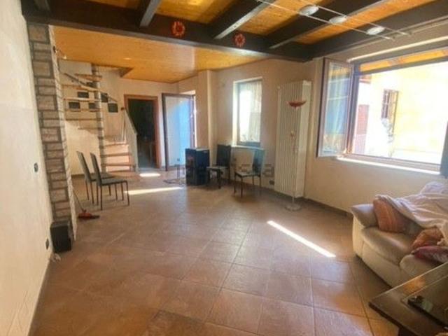 Villetta indipendente in vendita di 185 m² in Via San Grato, 15