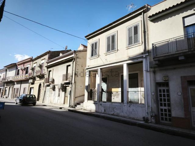 Villetta indipendente in vendita di 185 m² in Corso Umberto I, 111