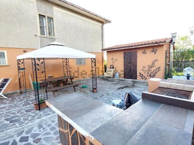 Villetta indipendente in vendita di 185 m² in Strada della Principina 2