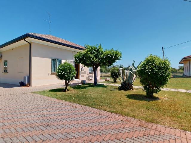 Villetta indipendente in vendita di 186 m² in Viale Venezia, 29