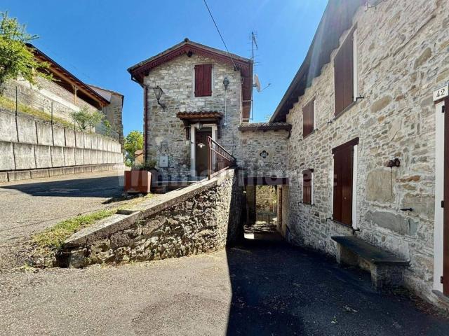 Villetta indipendente in vendita di 186 m² in Strada Antesica, 48