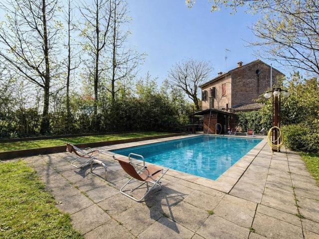 Villetta indipendente in vendita di 187 m² in Via Sommi Picenardi, 5