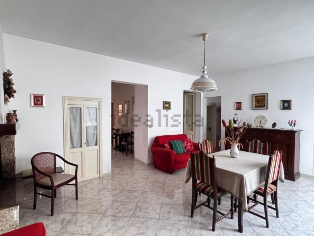 Villetta indipendente in vendita di 188 m² in Via C. Marchesi, 14