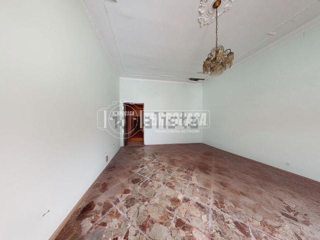 Villetta indipendente in vendita di 188 m² in Via Castel del Monte, 22