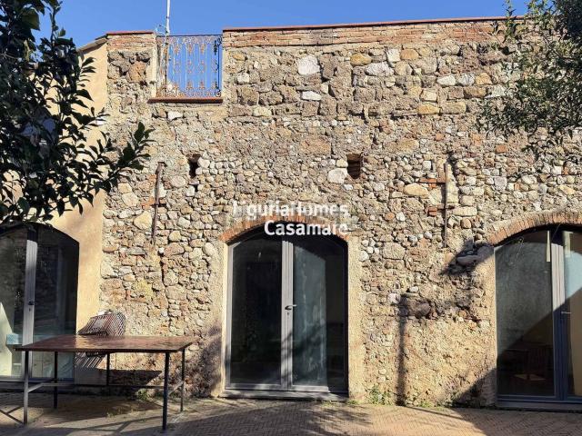 Villetta indipendente in vendita di 188 m² in Via Chiesa Vecchia