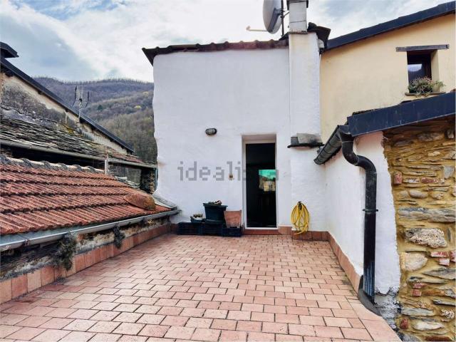 Villetta indipendente in vendita di 188 m² in Via de Filippi, 29