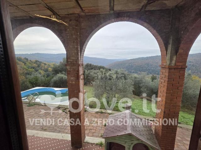 Villetta indipendente in vendita di 188 m² in Via dei Fossi, 135