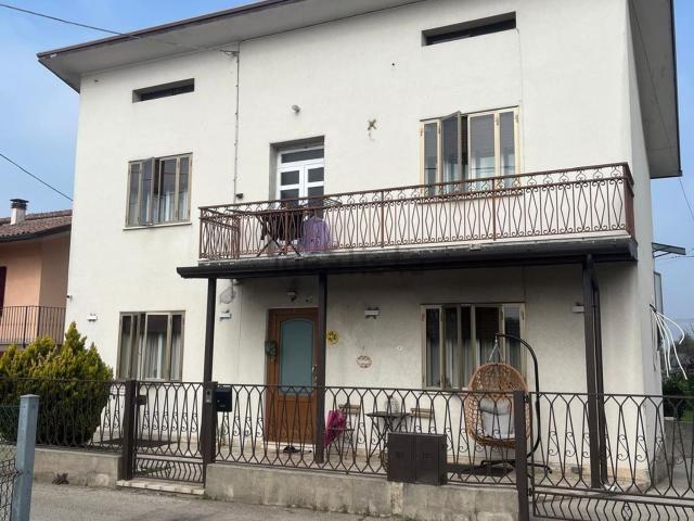 Villetta indipendente in vendita di 188 m² in Via del Carmine