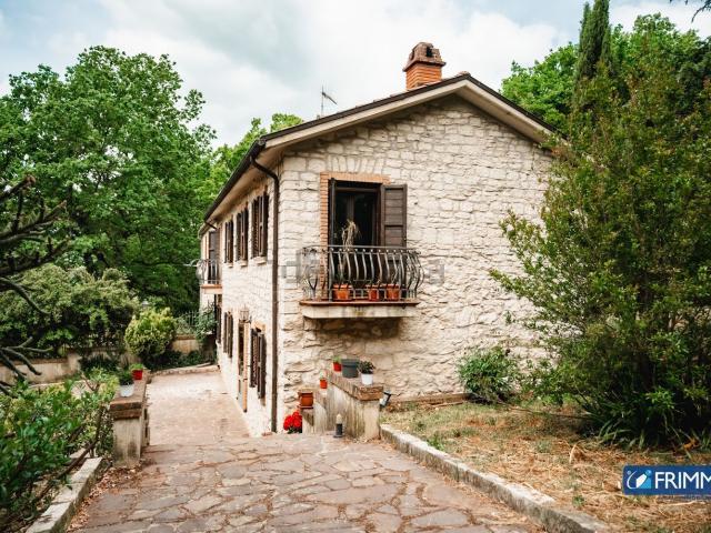 Villetta indipendente in vendita di 188 m² in Contrada Aia Vecchia