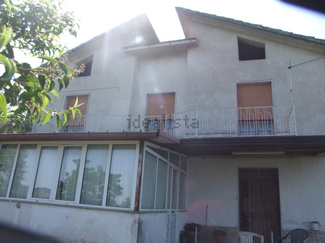 Villetta indipendente in vendita di 188 m² in Contrada Santa Lucia