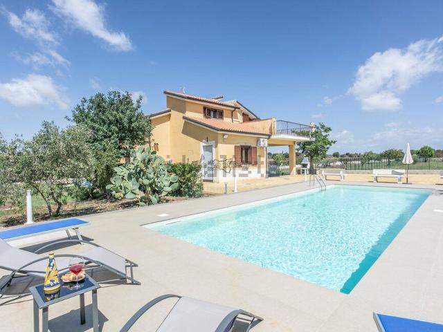 Villetta indipendente in vendita di 188 m² in Strada Statale 115 Sud Occidentale Sicula