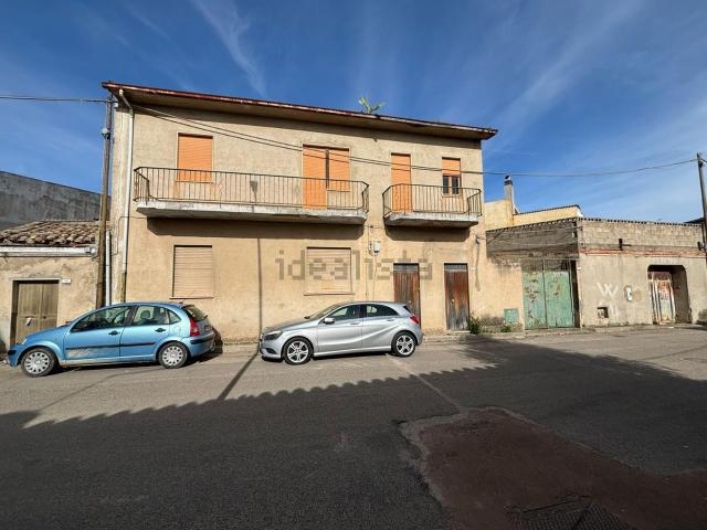 Villetta indipendente in vendita di 189 m² in Via Sant&apos  Antioco