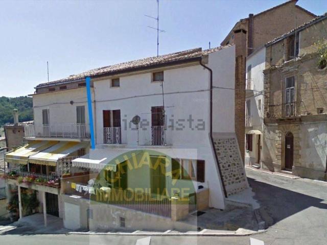 Villetta indipendente in vendita di 189 m² in Via Rischiaro