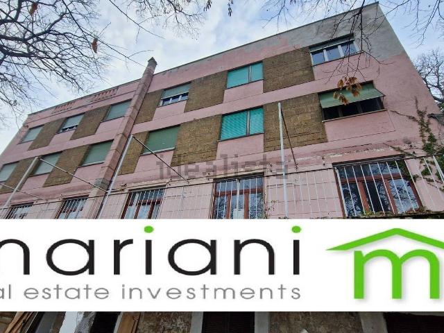 Villetta indipendente in vendita di 1900 m² in Via Tuscolana