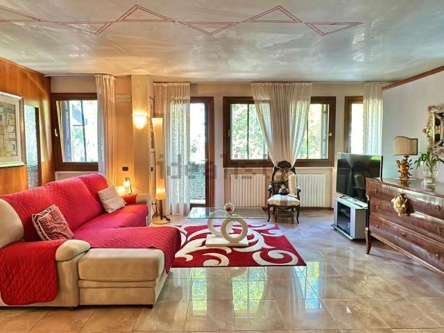 Villetta indipendente in vendita di 190 m²