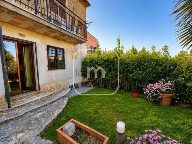 Villetta indipendente in vendita di 190 m² in Via Colle San Paolo, 12