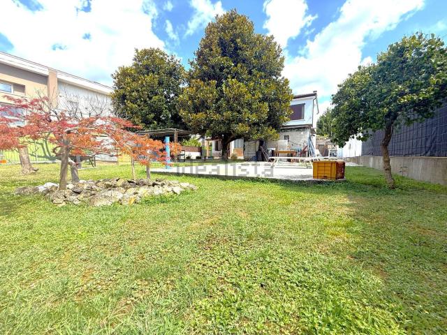 Villetta indipendente in vendita di 190 m² in Via Cimitero, 24