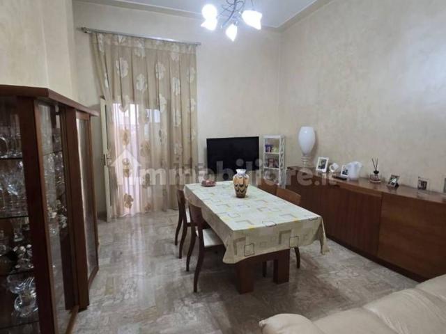 Villetta indipendente in vendita di 190 m² in Via Claudio Galeno