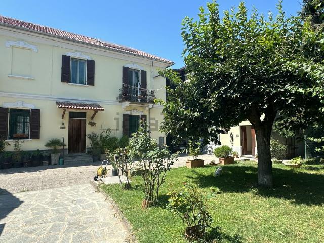 Villetta indipendente in vendita di 190 m² in Via Giordano Bruno