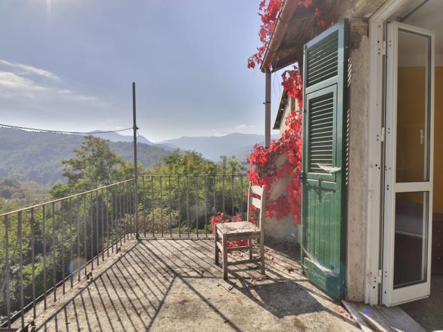 Villetta indipendente in vendita di 190 m² in Via Guglielmo Marconi, 21