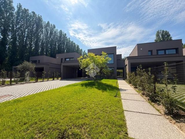 Villetta indipendente in vendita di 190 m² in Via Guglielmo Marconi, 35