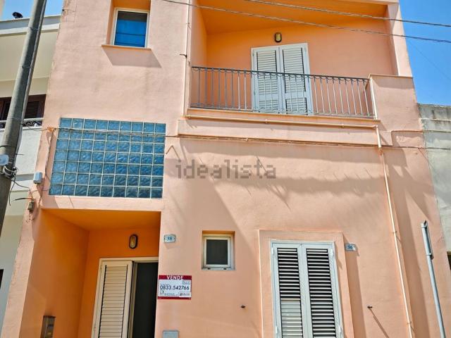 Villetta indipendente in vendita di 190 m² in Via Guglielmo Marconi, 38