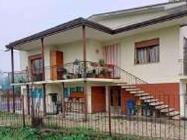 Villetta indipendente in vendita di 190 m² in Via dell&apos Isola, 20