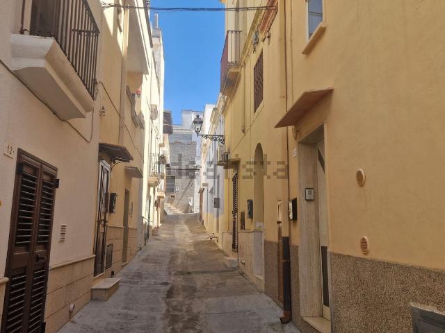 Villetta indipendente in vendita di 190 m² in Via Montesanto
