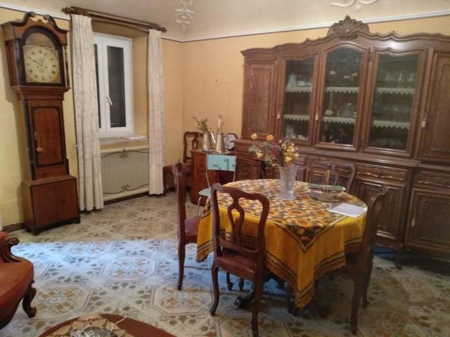 Villetta indipendente in vendita di 190 m² in Via San Giuliano Nuovo, 10