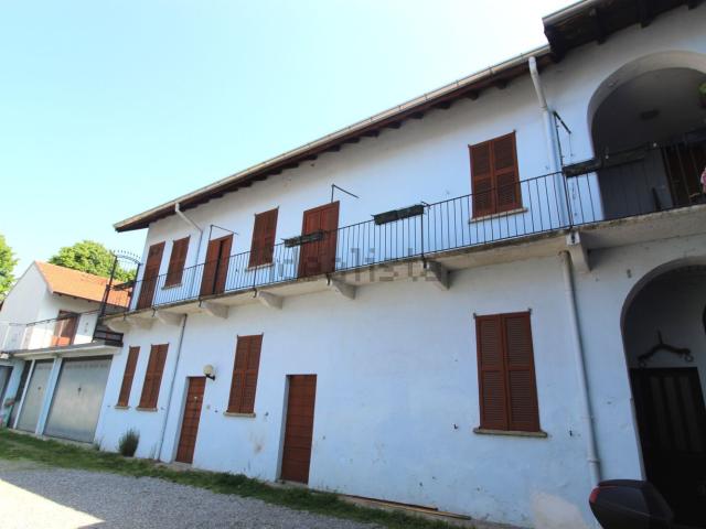 Villetta indipendente in vendita di 190 m² in Via Roma, 11