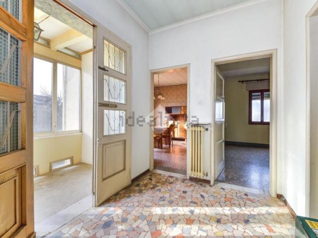 Villetta indipendente in vendita di 190 m² in Via Roma, 1
