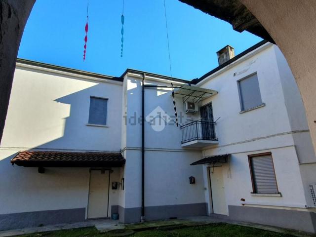 Villetta indipendente in vendita di 190 m² in Via Roma, 3