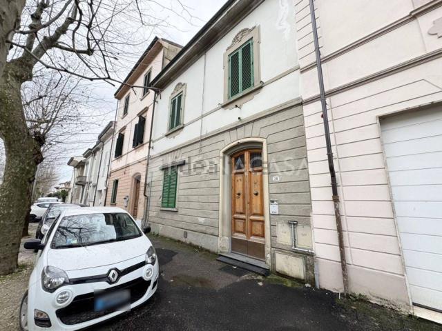 Villetta indipendente in vendita di 190 m² in Viale IV Novembre