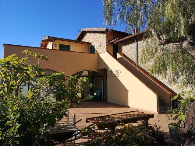 Villetta indipendente in vendita di 190 m² in Località Magauda