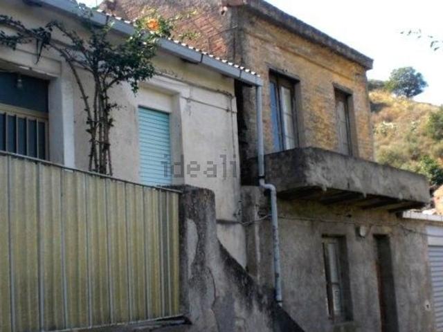 Villetta indipendente in vendita di 190 m² in Strada Umberto I, 86