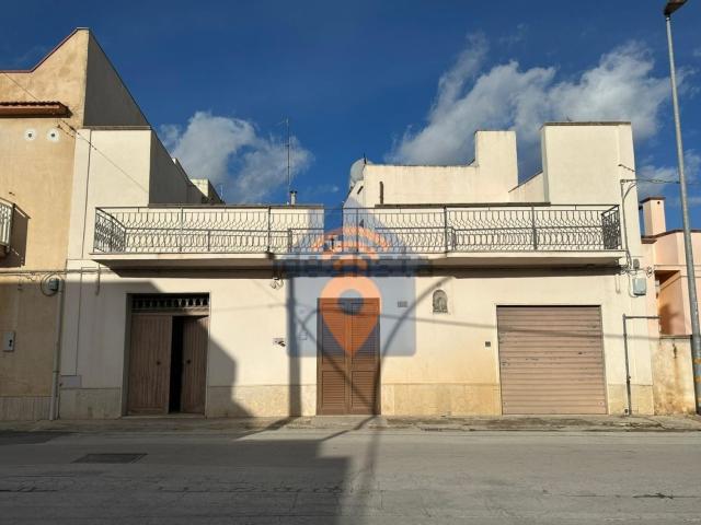 Villetta indipendente in vendita di 191 m² in Via Omero, 24