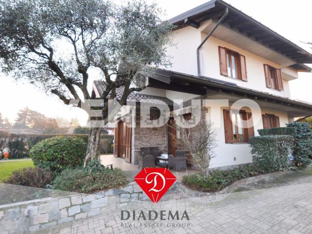 Villetta indipendente in vendita di 191 m² in Via Lazzaretto, 8