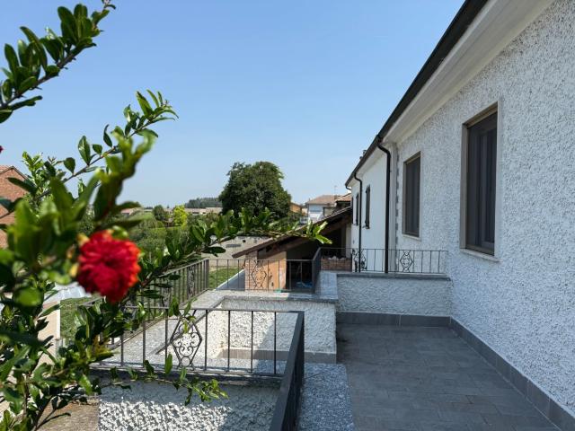 Villetta indipendente in vendita di 192 m² in Via Caduti Perla Libertà, 1