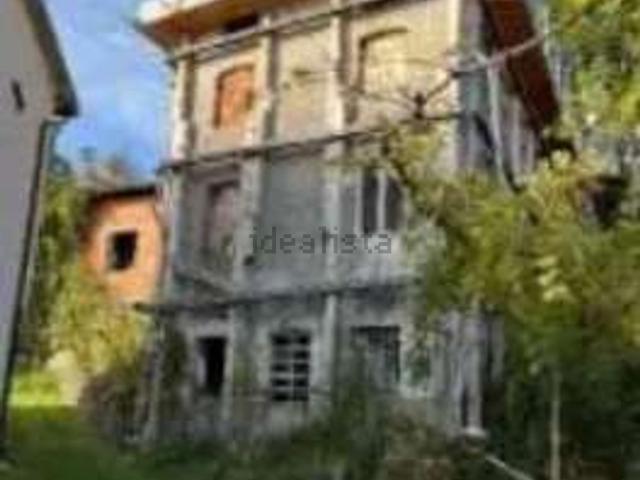 Villetta indipendente in vendita di 192 m² in Contrada Battistini