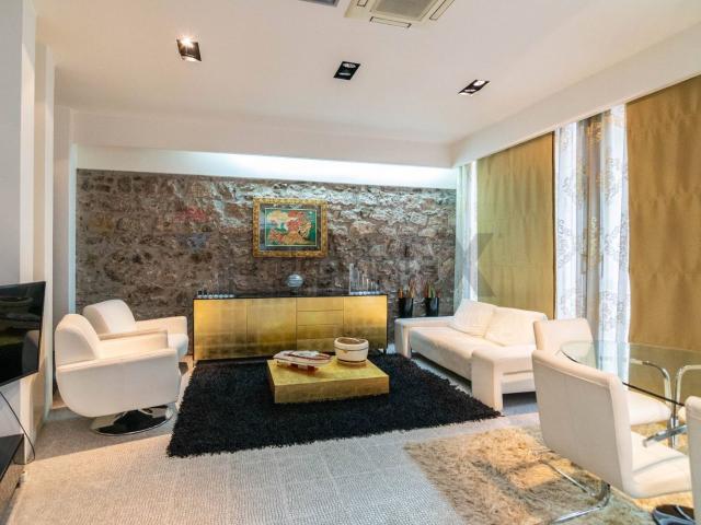 Villetta indipendente in vendita di 193 m² in Via Nicola Coviello, 34