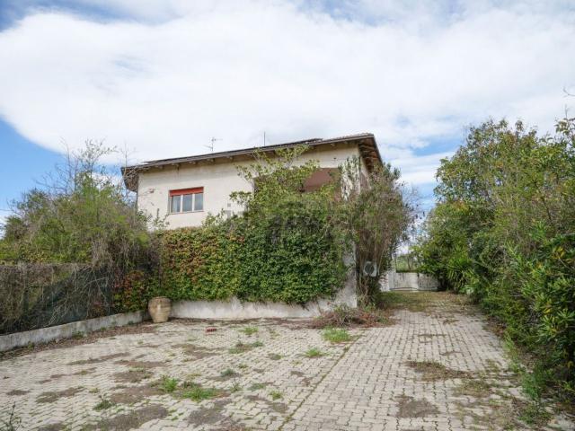 Villetta indipendente in vendita di 193 m² in Contrada Collalto, 48