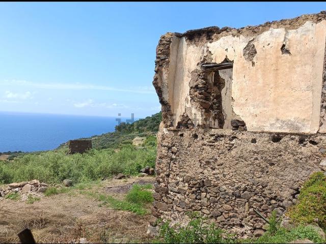 Villetta indipendente in vendita di 193 m² in Località Rocca di Ciauli