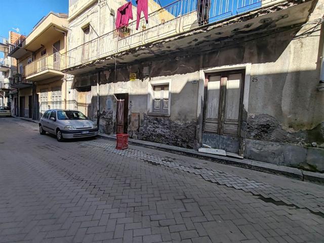 Villetta indipendente in vendita di 194 m² in Via Siracusa, 21