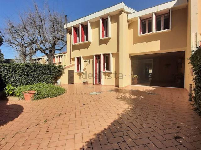 Villetta indipendente in vendita di 195 m²