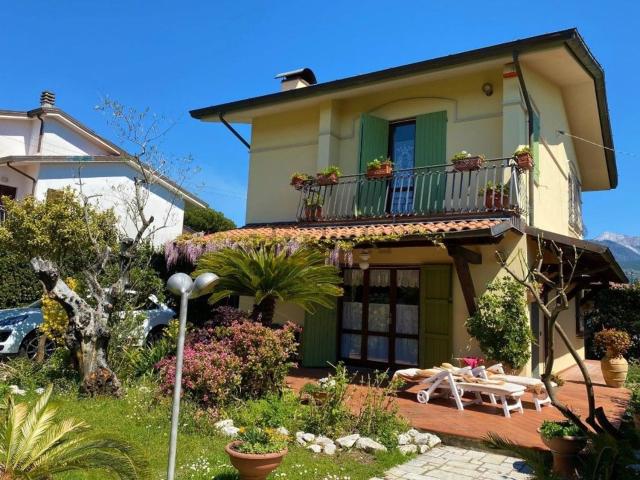 Villetta indipendente in vendita di 195 m²