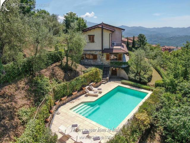 Villetta indipendente in vendita di 195 m²