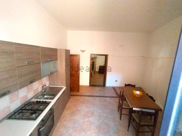 Villetta indipendente in vendita di 195 m² in Via Ciro Menotti