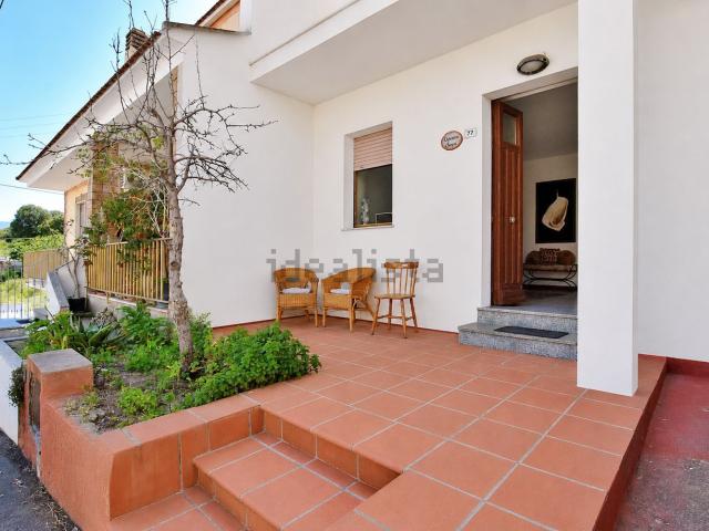Villetta indipendente in vendita di 195 m² in Via A. Manzoni, 77
